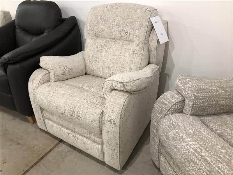 Parker Knoll Boston 25 Chair in Cream