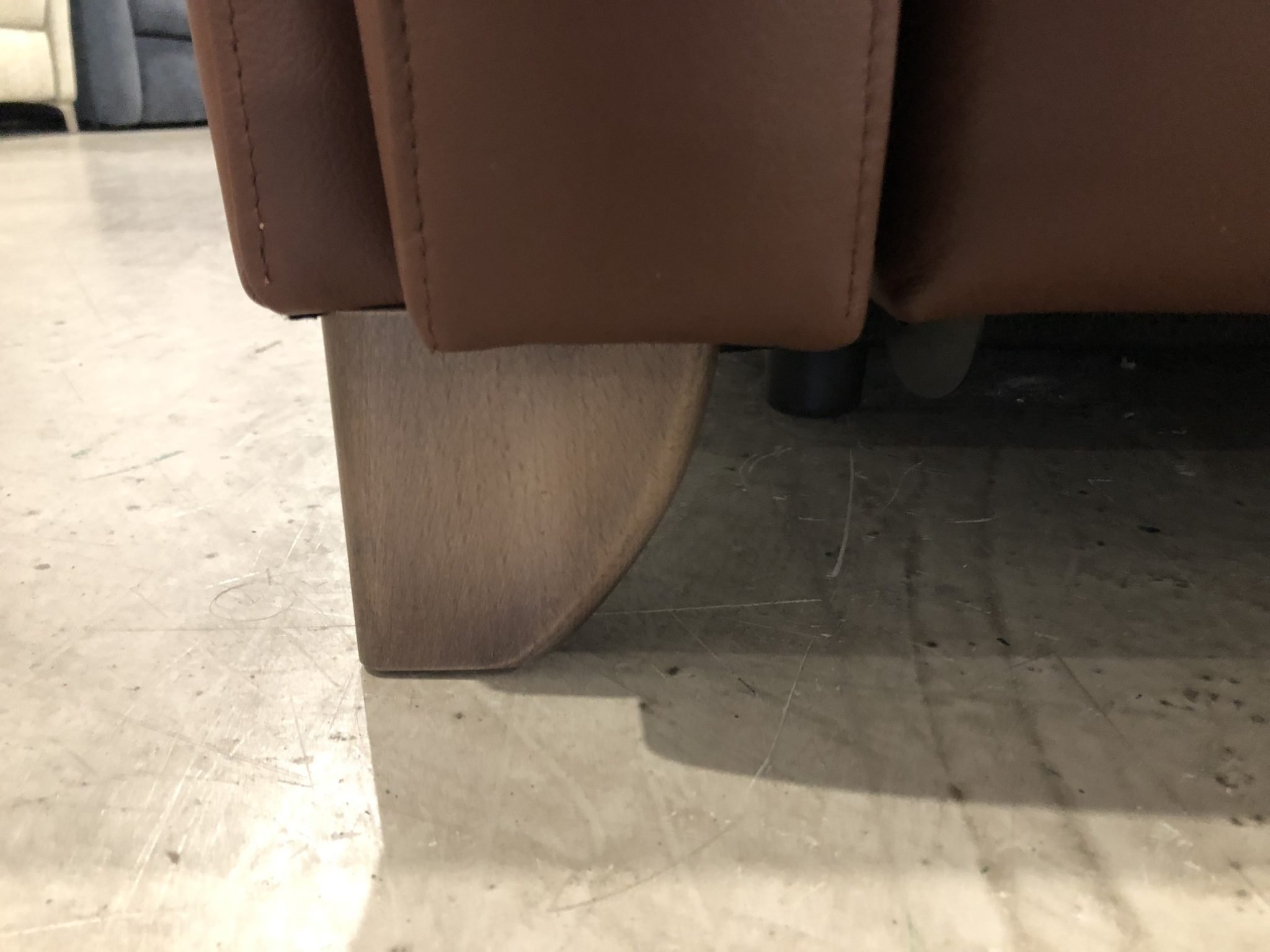 Parker Knoll Portland 2 seater with Electric Recliner in Brown Leather