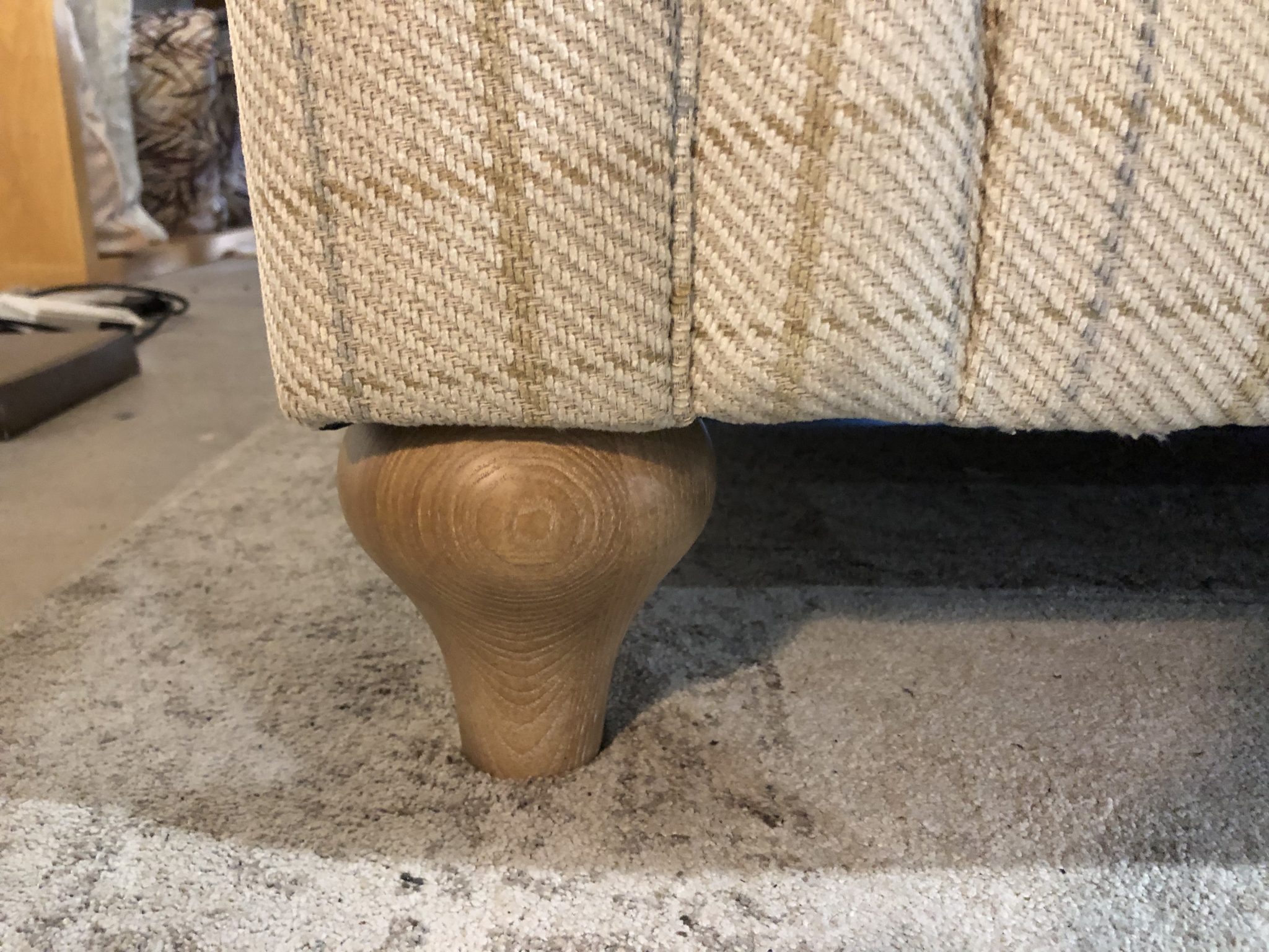 Parker Knoll Bromley Snuggler in cream check